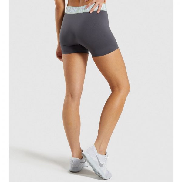 Gym Shark Fit Shorts Grey – תמונה 3