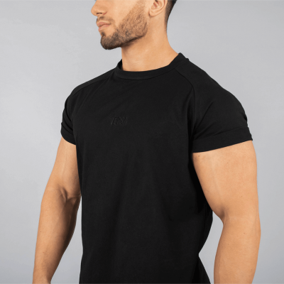 ⁦Versa Forma Vendor T-Shirt Black⁩ – תמונה ⁦3⁩