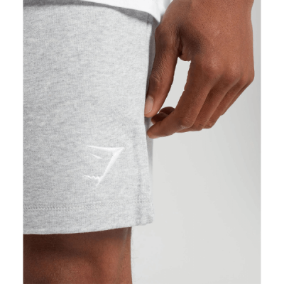 ⁦Gymshark Crest 7" Shorts Light Grey Marl⁩ – תמונה ⁦4⁩