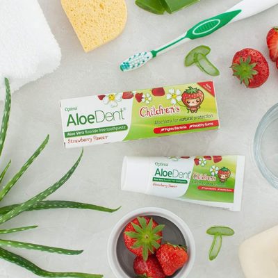 ⁦AloeDent Children's Strawberry Toothpaste 50ml⁩ – תמונה ⁦4⁩